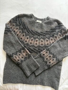 Aritzia Wilfred Harlow Sweater